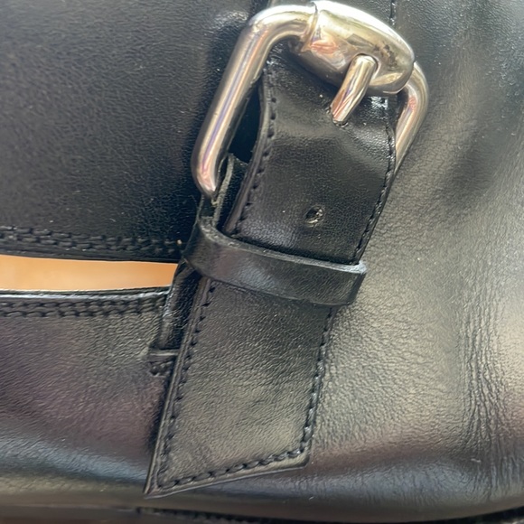 Authentic Gucci shoes - Picture 15 of 16